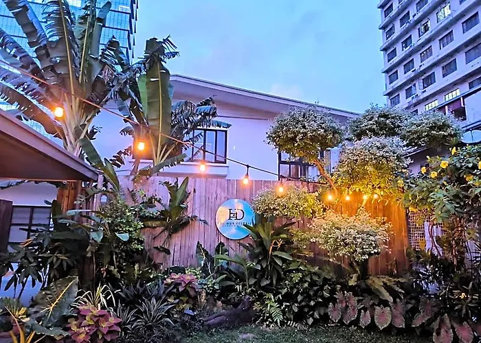 호텔 The Hub District Garden 마닐라