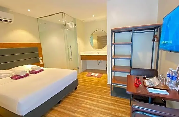 The Hub District Garden 3* Manila
